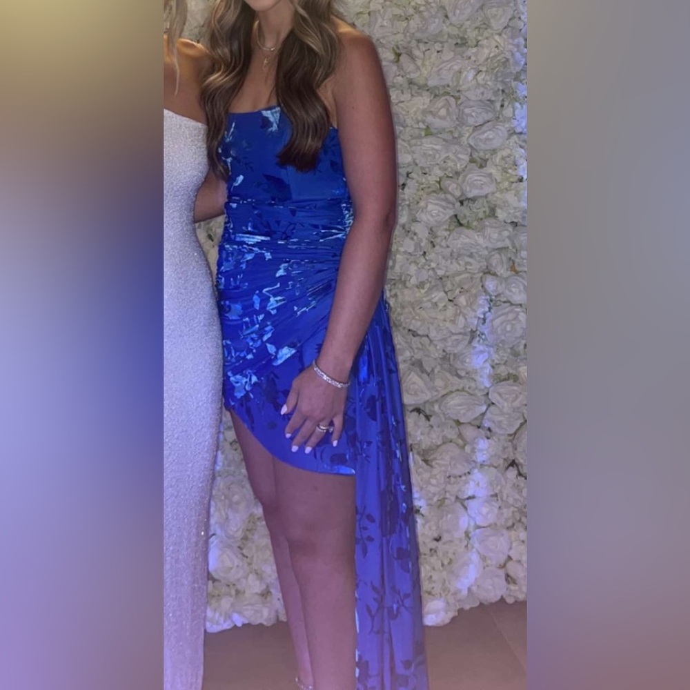 Elegant Blue Women's Dress